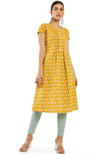 Soch Women Yellow Cotton Blend Printed Kurta(8907715919905_Yellow_M)