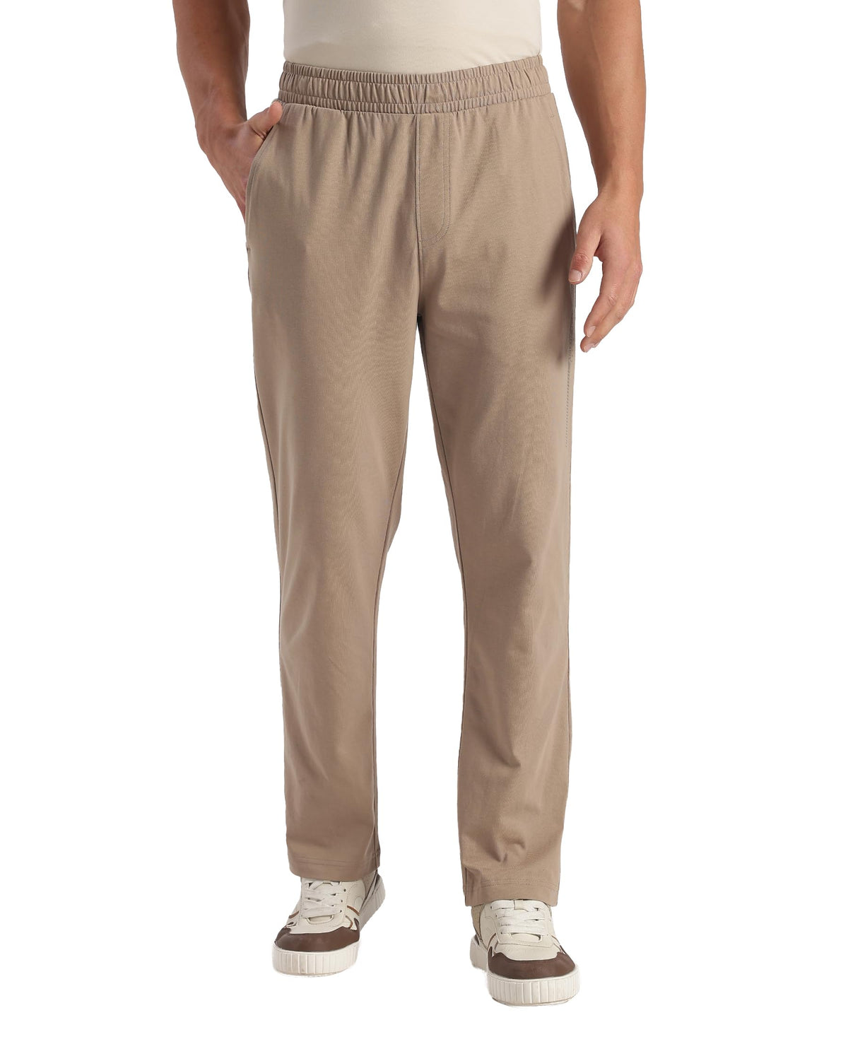 Jockey Am49 MenS Super Combed Cotton Rich Slim Fit Trackpants With Side And Zipper Media Pockets_Desert Taupe_M