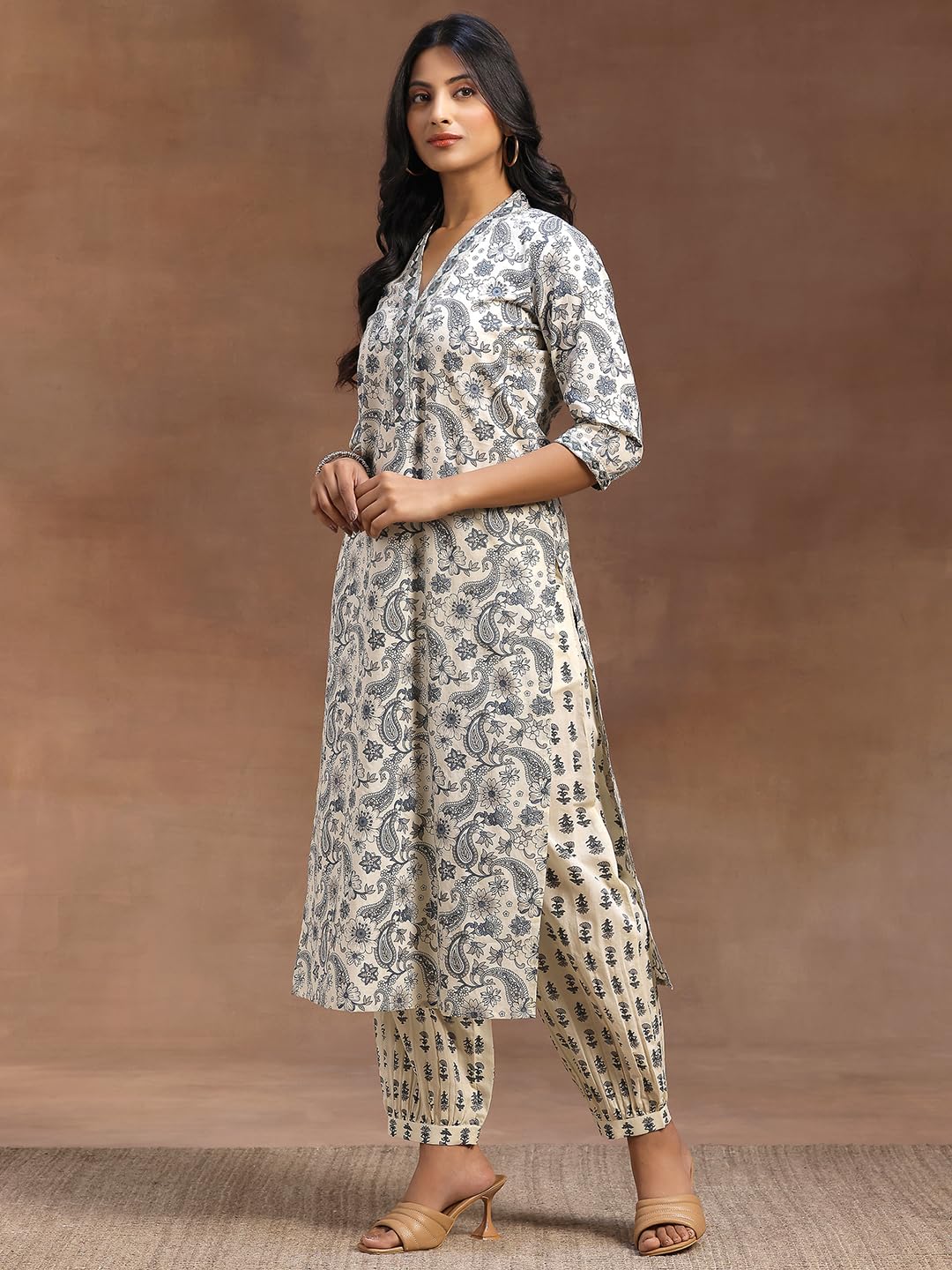 Libas WomenS Pure Cotton Kurta Sets (36677O_Grey