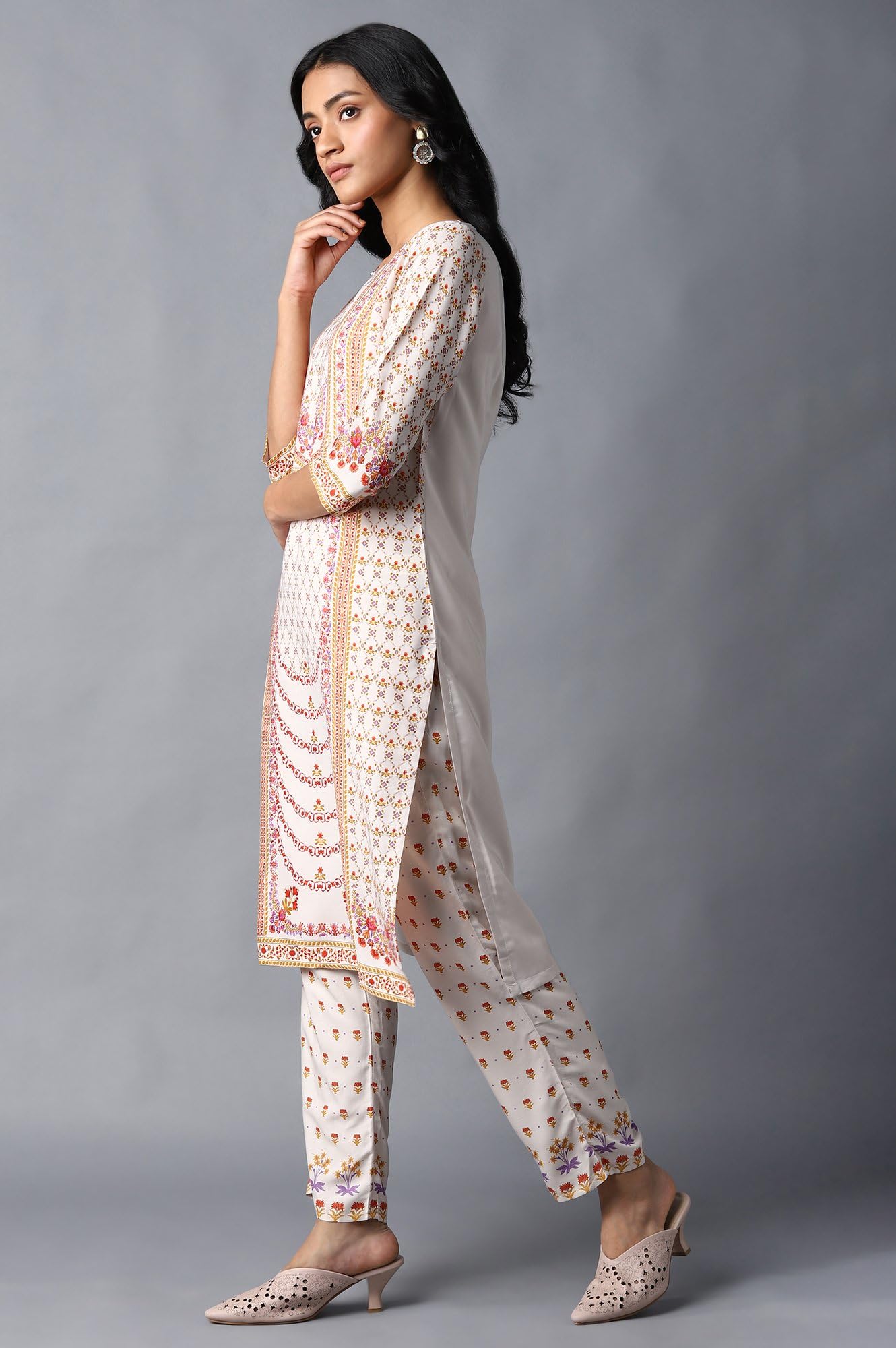 W Ecru Synthetic Floral Printed Regular Kurta For Women