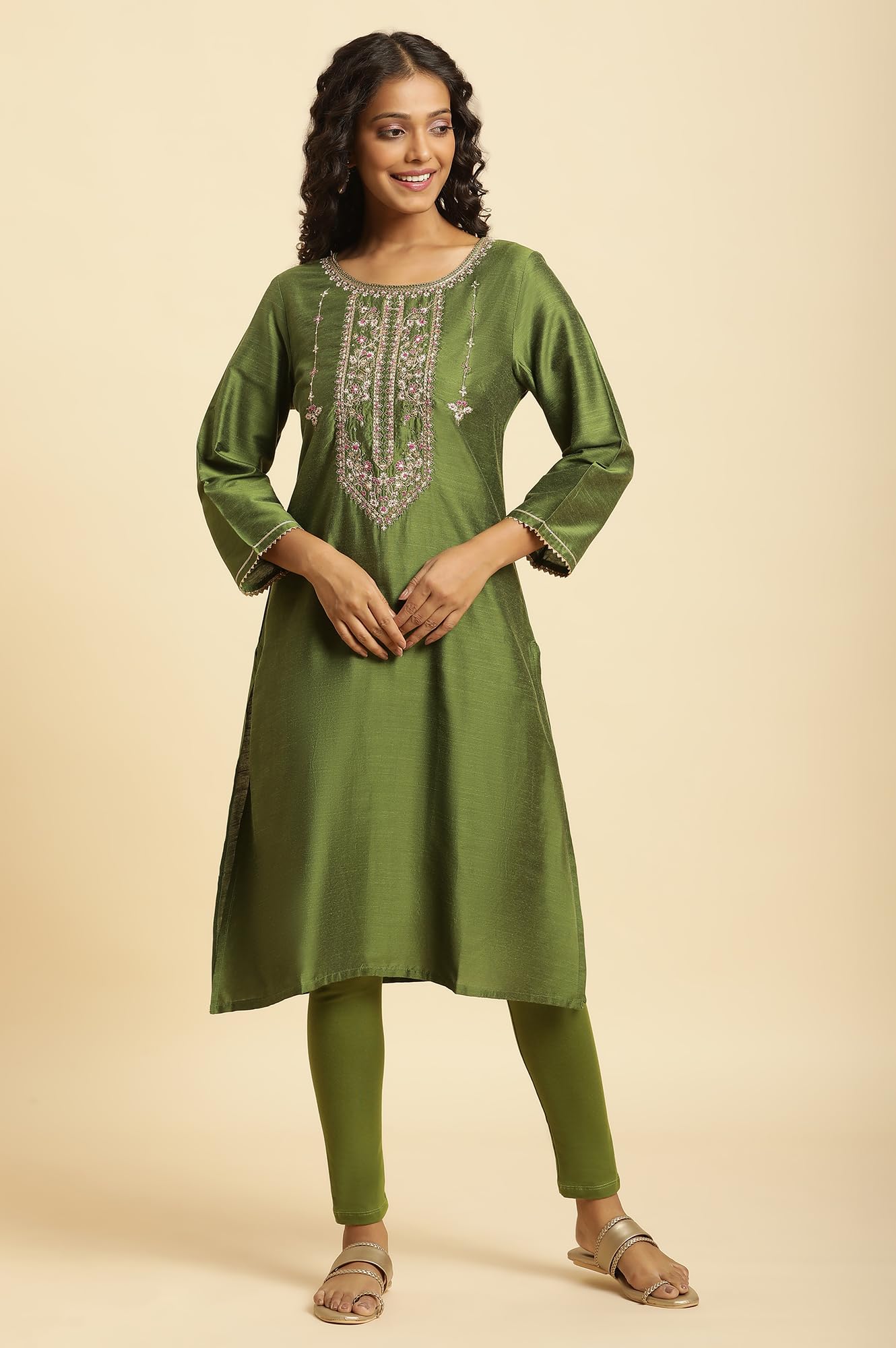 W For Woman Green Embroidered Blend Straight Long Kurta With Zari