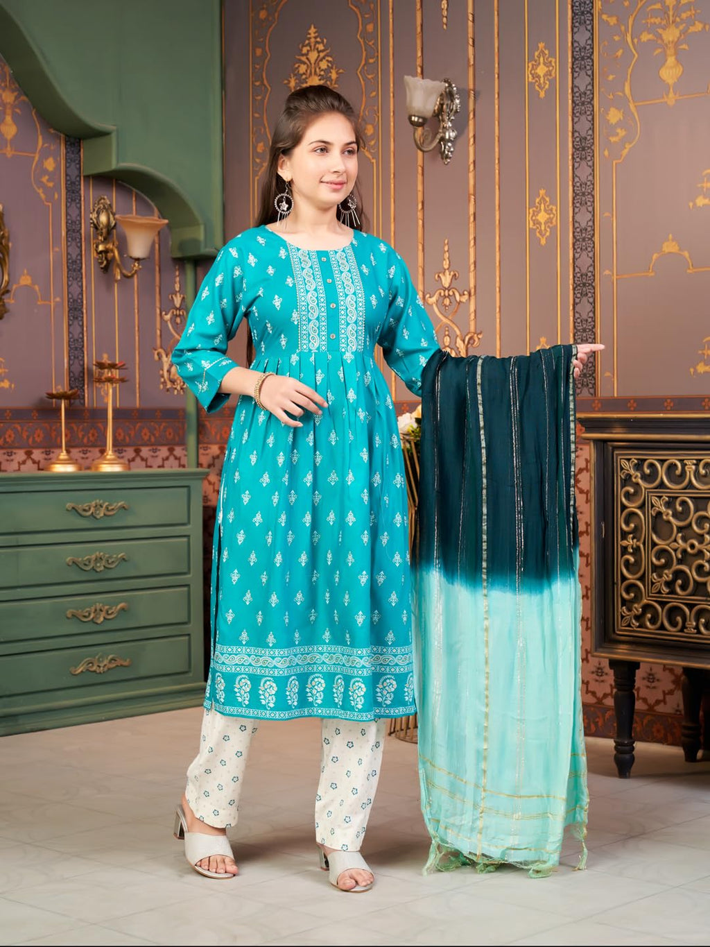 Aarika Girls Ethnic Wear Sea Green-Off White Colour Foil Print Rayon Kurti Pant Set-8-15 Years (Kp-Sd-5889)