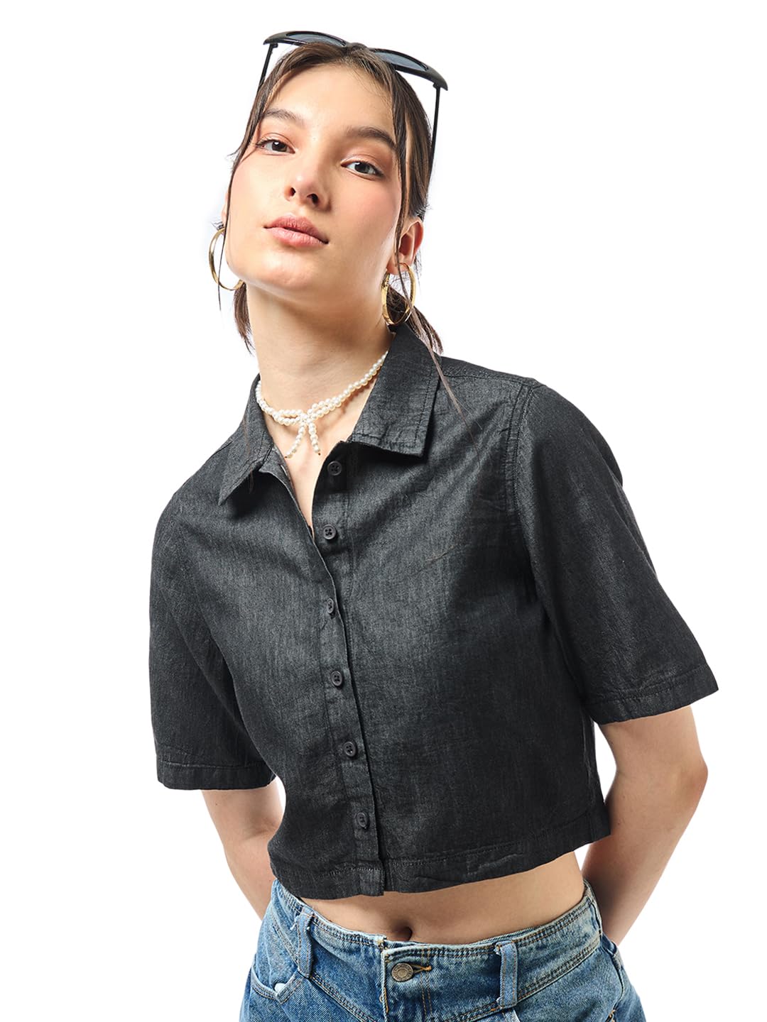 Bewakoof Womens Solid Regular Fit Half Sleeve Collared Neck Pure Cotton Shirt_633536_Black_M