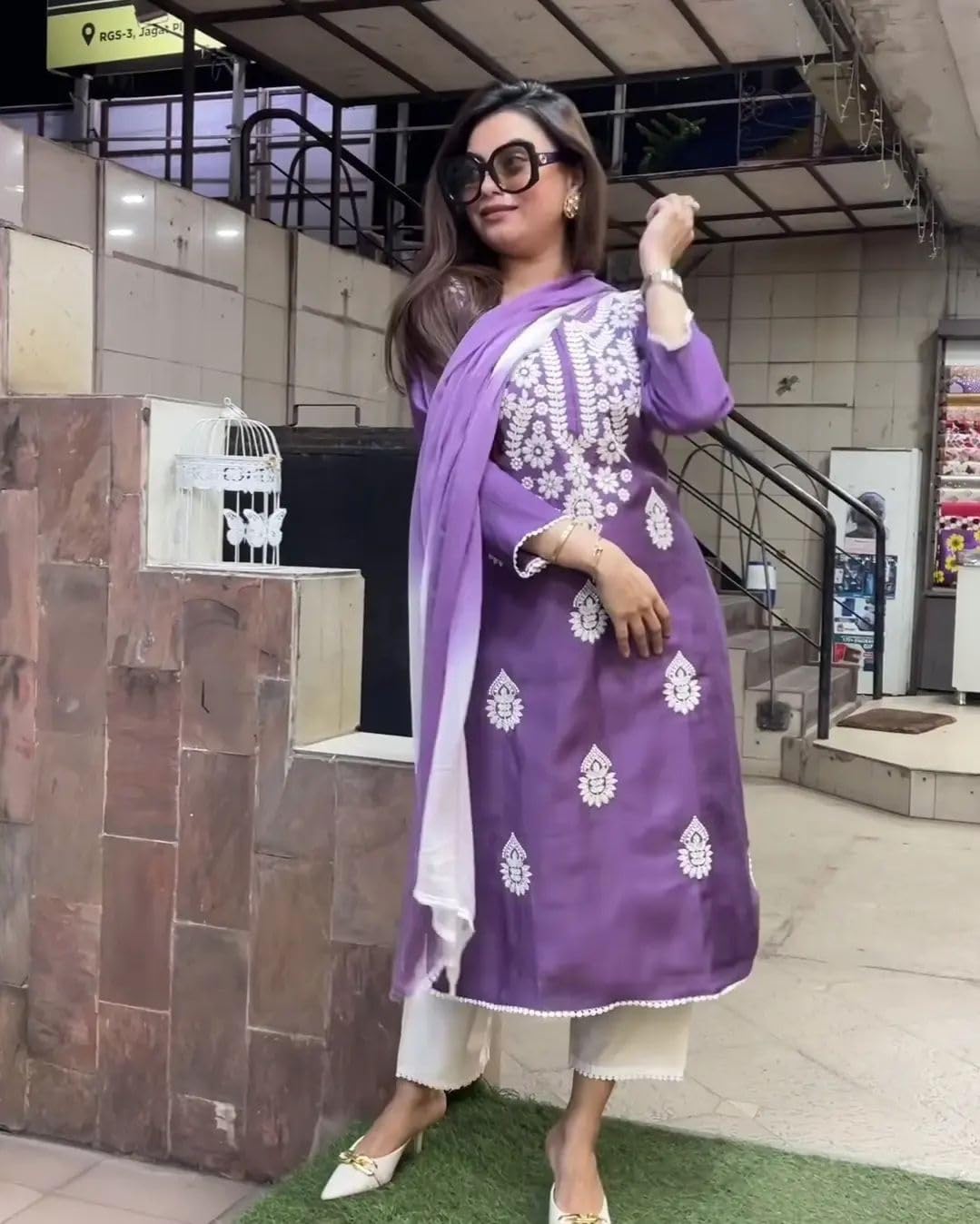 ANNI DESIGNER Women s Printed Rayon Blend Kurta with Pants and Dupatta, purple, XL