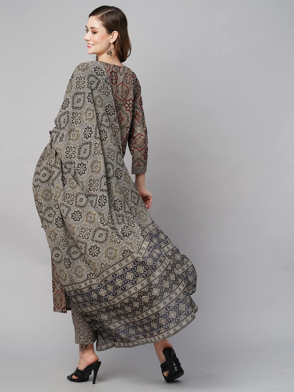 Anni Designer Cotton Women Casual Style Kurta With Pant & Dupatta