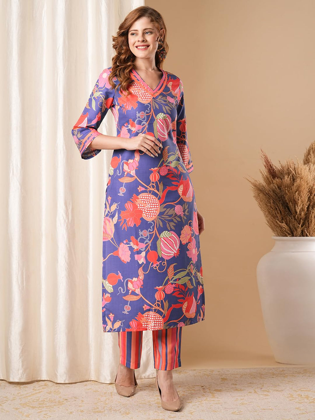 Anni Designerwomen'S Rayon Blend Kurta & Pant