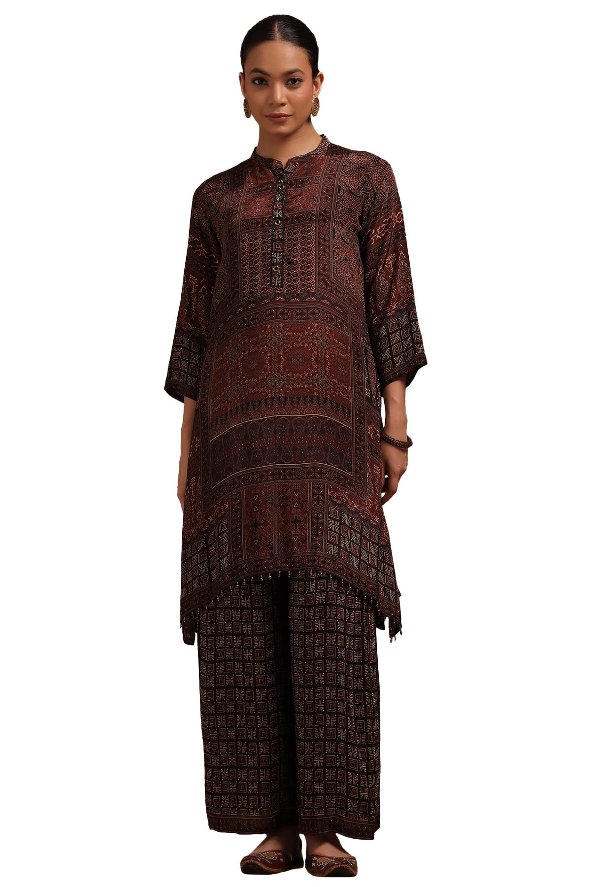 Soch Women Pattern: Ethnic Motifs Fabric: Closure: Slip On Package Contains: Kurta Palazzo
