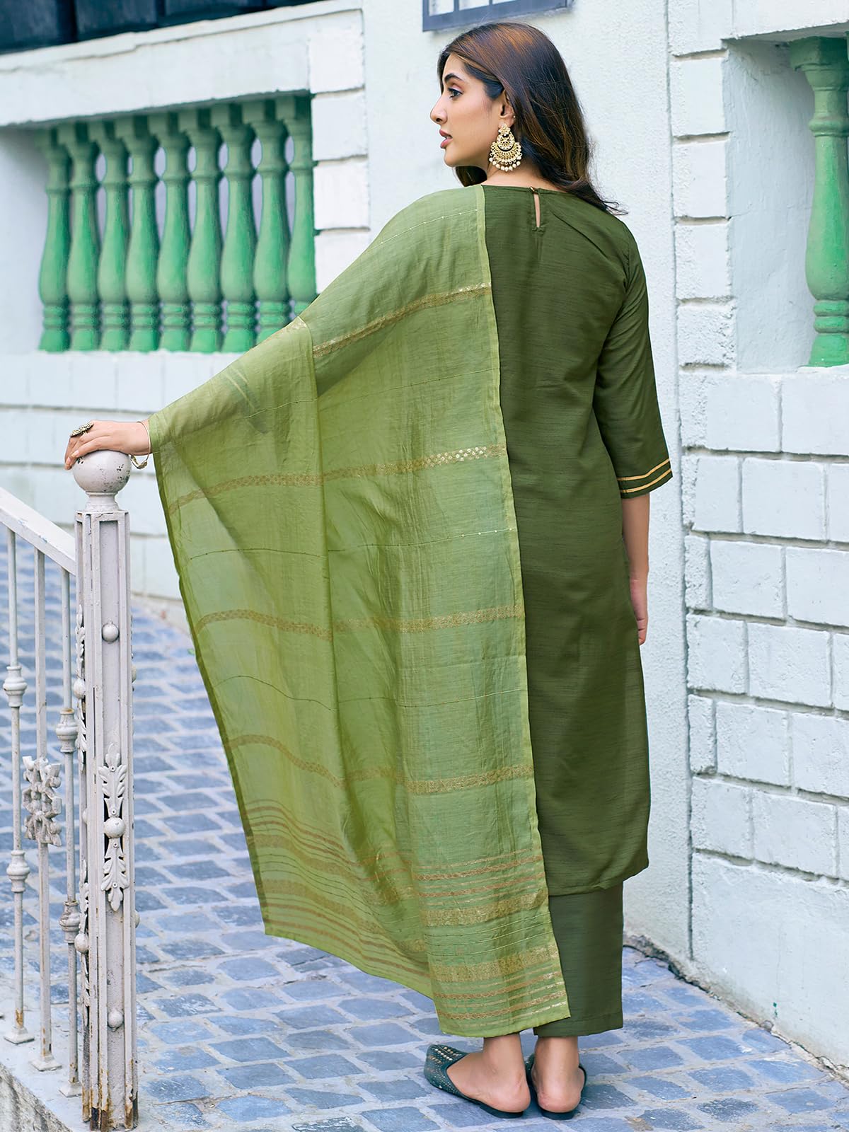 Sanisa Women'S Art Silk Embroidery Work Straight Kurta With Pant And Dupatta Set