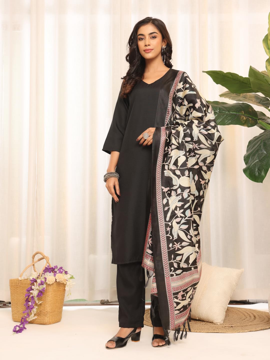 Varanga WomenS Solid Black V-Neck Straight Kurta Set With Printed Dupatta  Stylish & Comfortable Ethnic Wear For Casual & Festi
