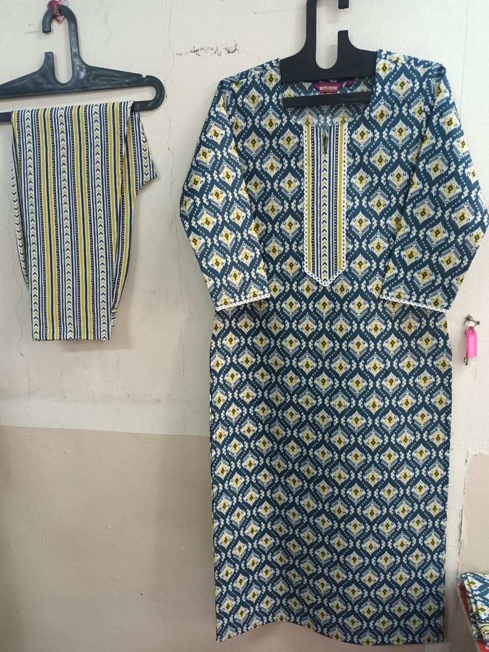 ANNI DESIGNER Womens Cotton Blend Straight Printed Kurta with Pant Set (Tbh Blue-Nw_L_Blue_Large)