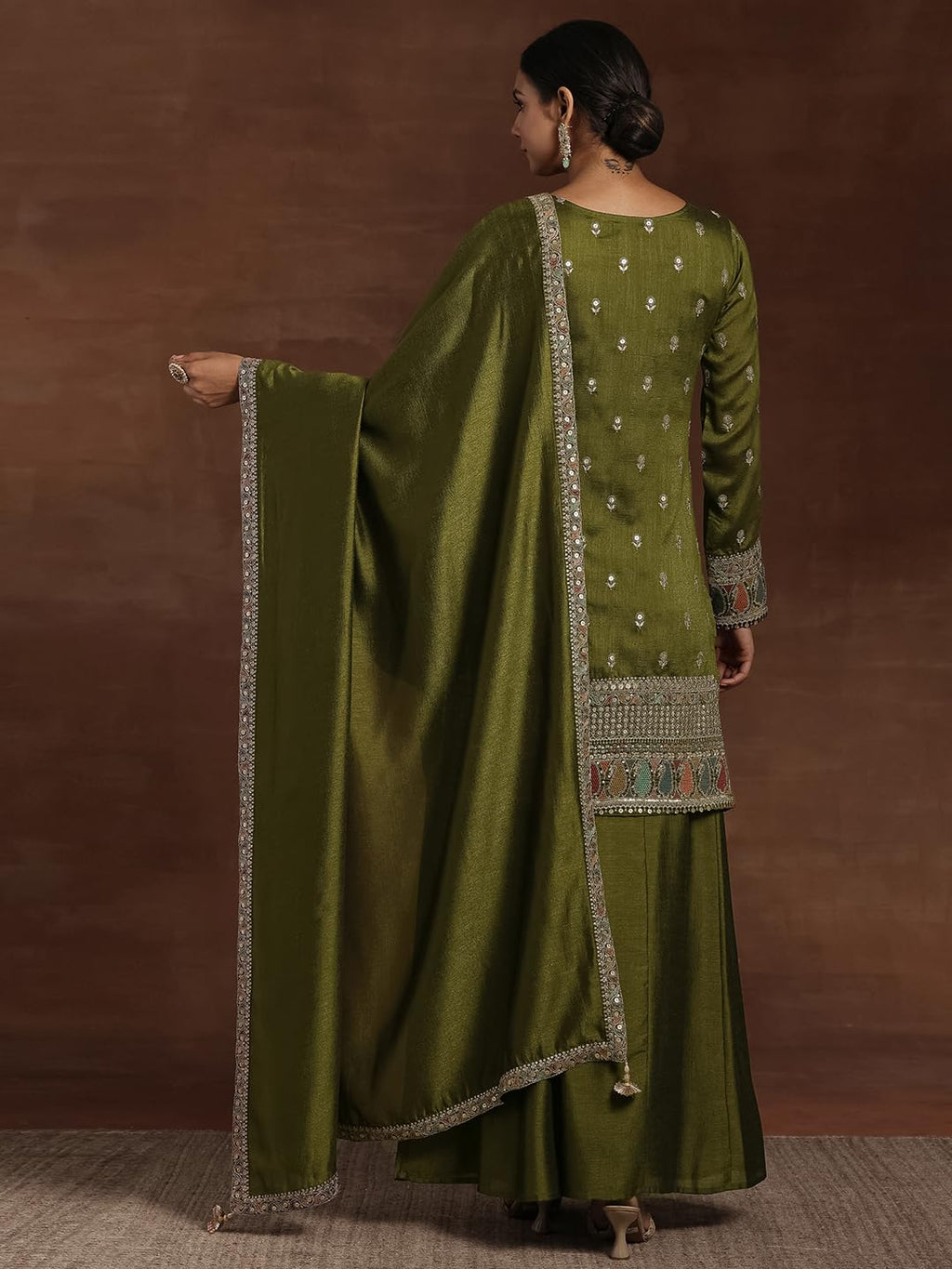 Libas WomenS Silk Blend Kurta Sets (48607_Olive