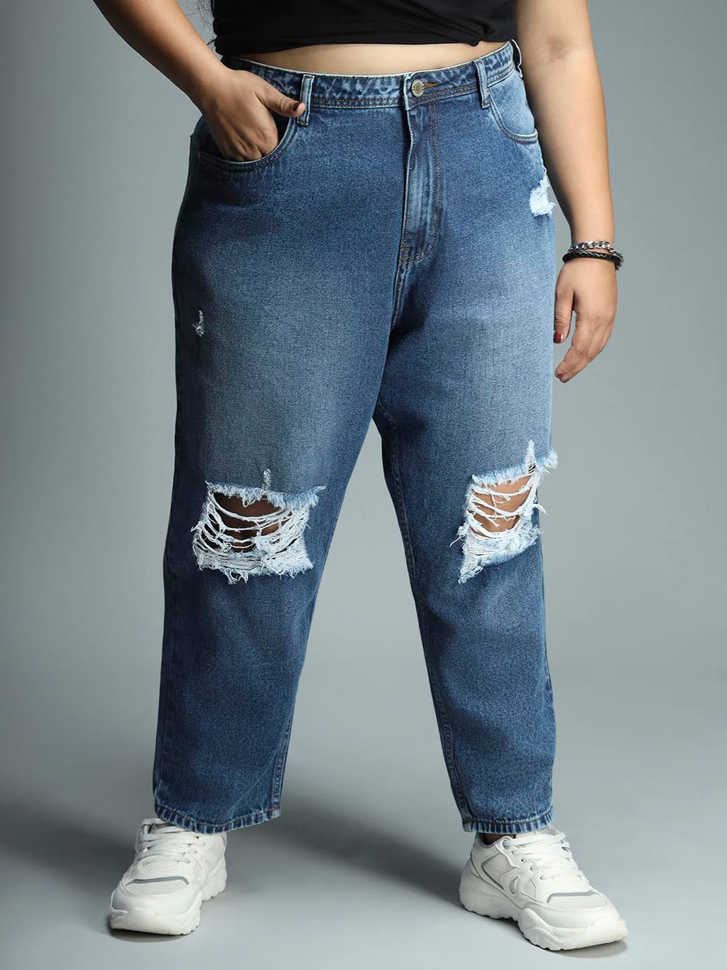 High Star Women Plus Size Mom Fit Mildly Distressed Light Fade Jeans Indigo