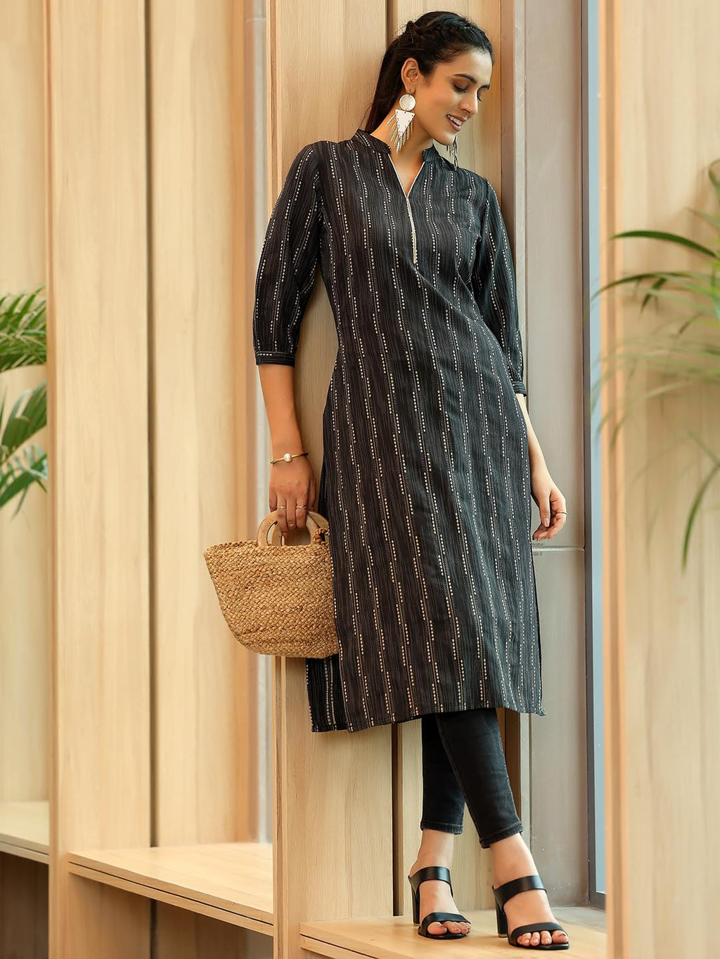Libas WomenS Cotton Ethnic Motifs Straight Kurta (372470R Black