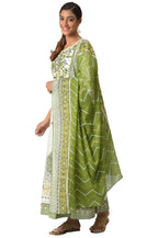 Aurelia Women Viscose Liva Floral Printed Flared Regular Kurta With Green Tights And Dupatta