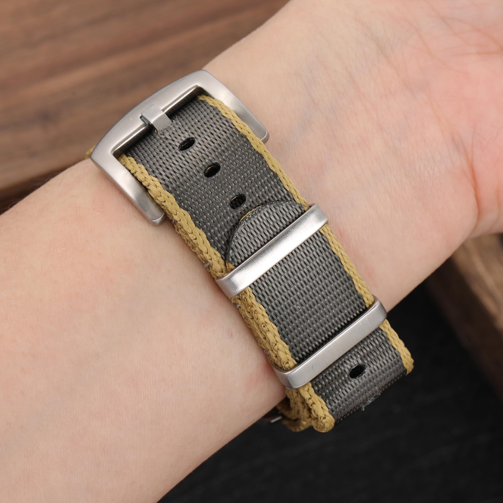 watchdives Nylon Watch Band 20mm 22mm Multicolor Replacement Watch Straps for Men Women (A8 Yellow Gray, 22mm)