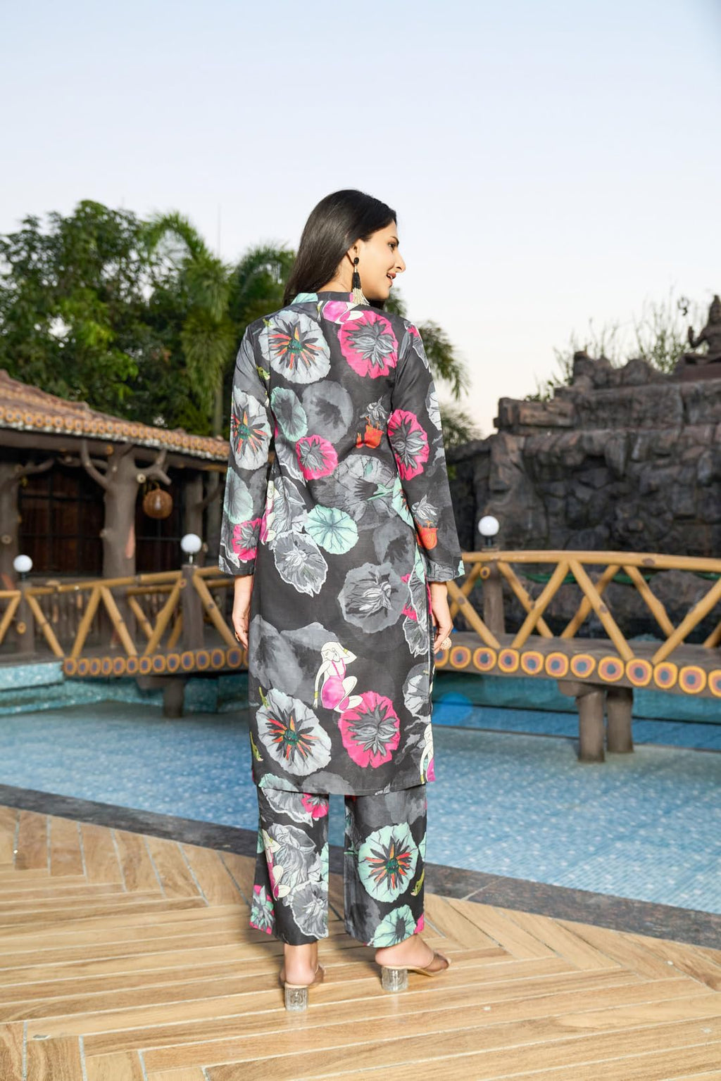 Anni Designer Women'S Rayon Blend Short Length Printed Co-Ord Set