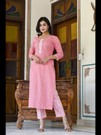Gosriki Women'S Cotton Blend Straight Printed Kurta With Pant (Tai Pink-2Nw-Gs)
