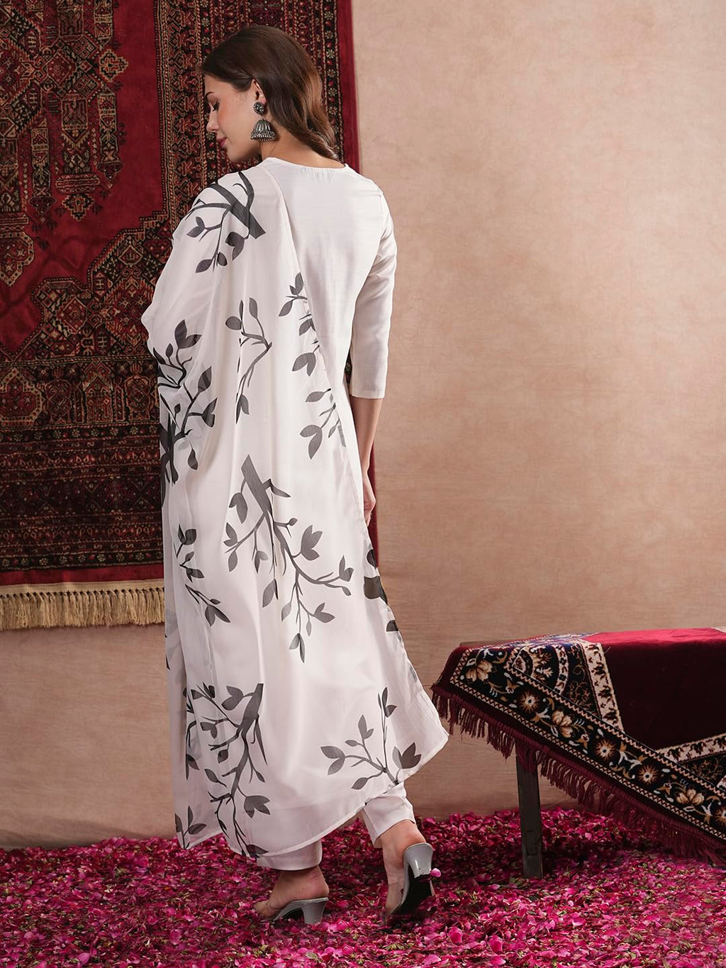 ANNI DESIGNER Womens Cotton Blend Straight Printed Kurta with Pant & Dupatta (JAYACHITRA White_XXL_White_XX-Large)