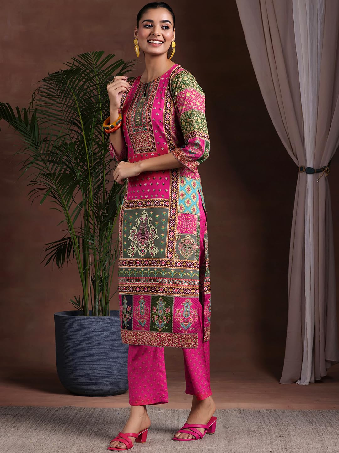Libas WomenS Poly Crepe Kurta Set (369550R