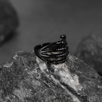 Punk Black Skull Hand Rings for Man Stainless Steel Gothic Halloween Party Accessories
