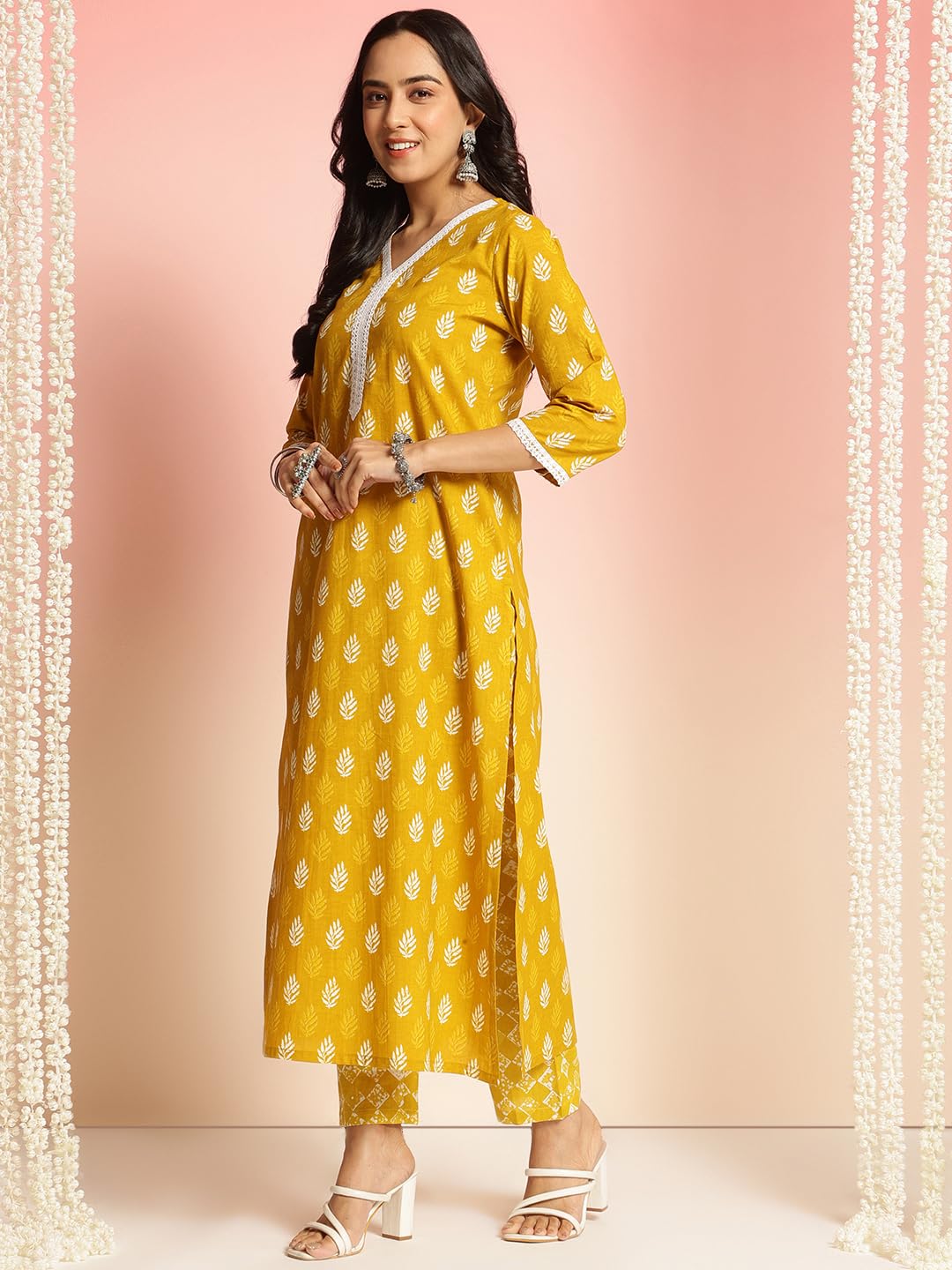 ANNI DESIGNER Women s Straight Printed Viscose Kurta with Trousers, Yellow, 44