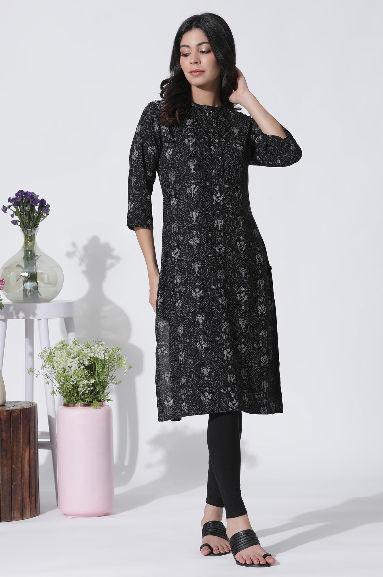 W For Woman Black Floral Printed Mandarin Collar Kurta And Tights Set