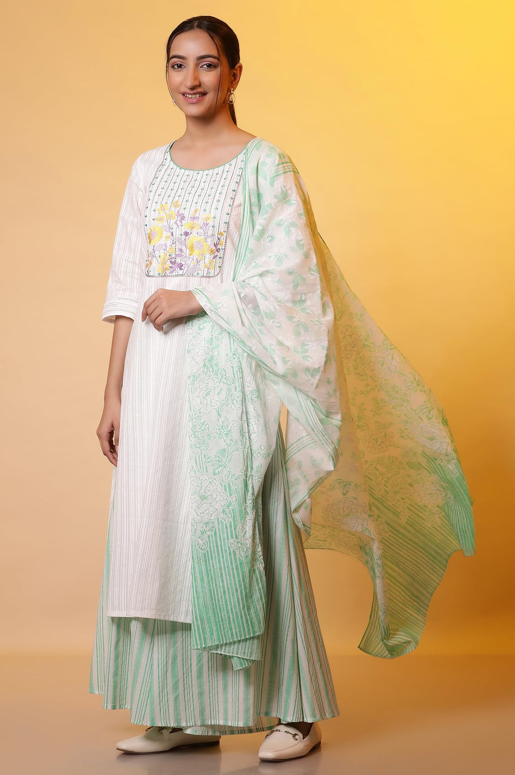 Aurelia Women Floral Print Dupatta