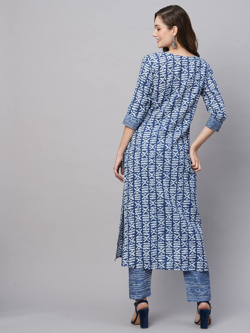 ANNI DESIGNER Womens Cotton Blend Printed Straight Kurta with Pant (Ubika Blue_S_Blue_Small)