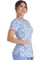Dickies EDS Women Scrubs Top V-Neck Print DK616, XS, Texture Tiles