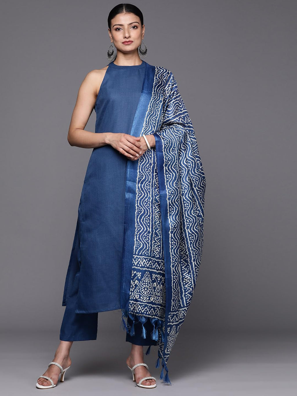 Varanga Women Blue Solid Kurta Set with Printed Dupatta  Comfortable & Stylish, Party Wear for Women, Casual & Festive Wear, Kur
