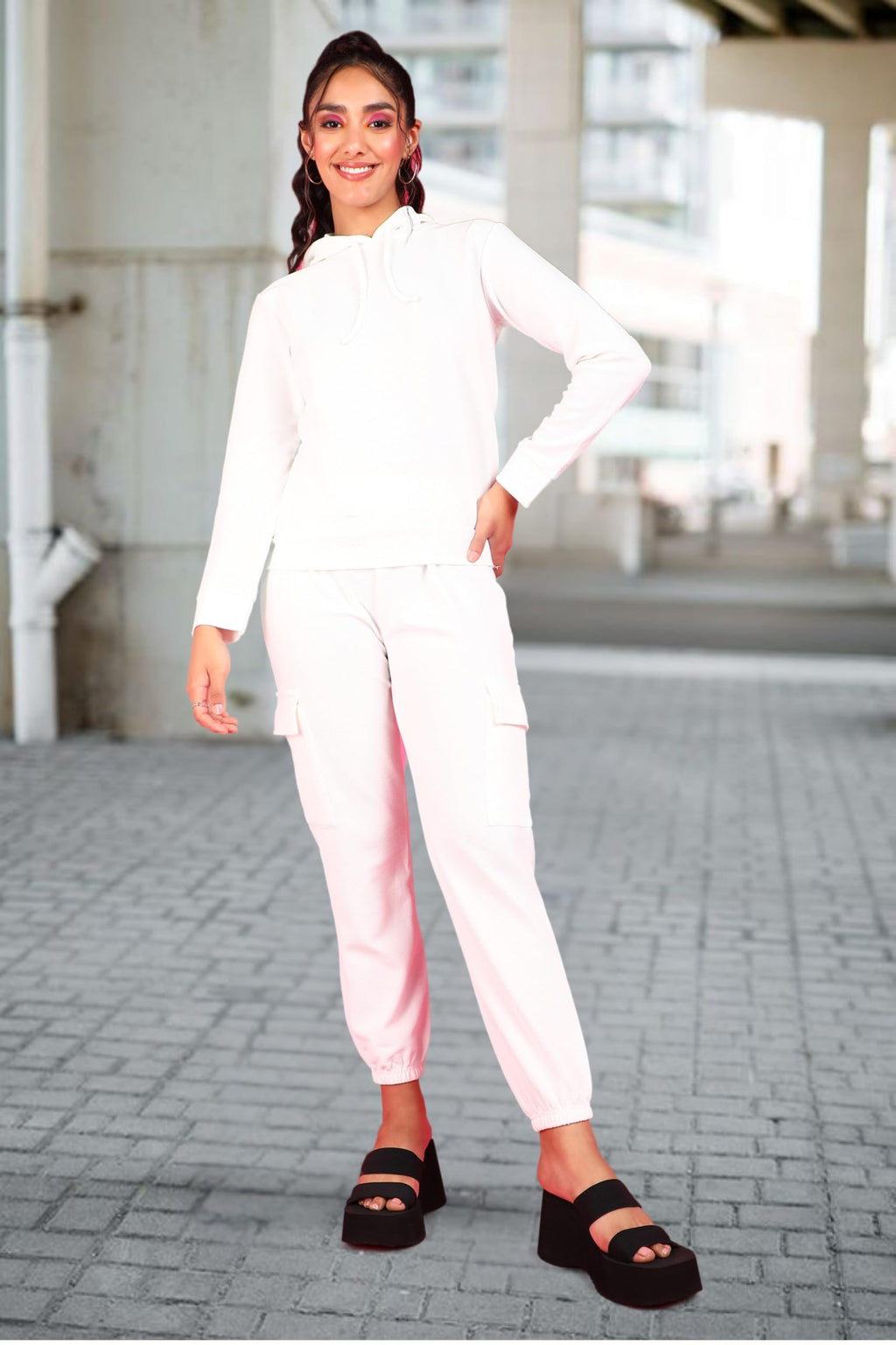 POPWINGS Casual Self Design Solid Sweatshirt and Joggers Co-Ords Set for Women | Trendy Stylish Top and Bottom Set for Women | W