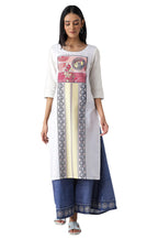 Aurelia Women'S Viscose Animal Print Regular Kurta (22Fea12929-503744_White_Xs)