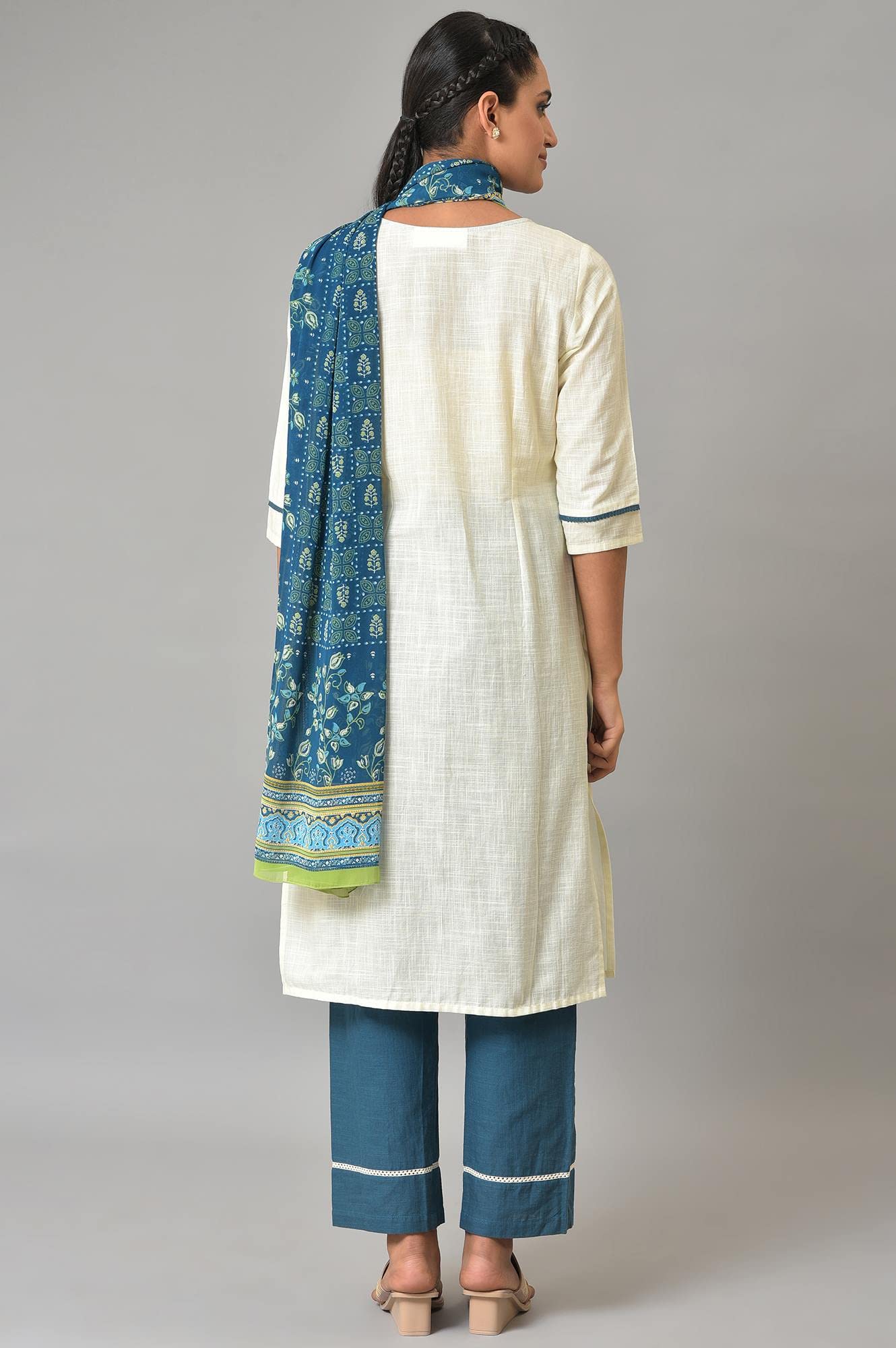 Aurelia Geometric Printed White Cotton Thread Embroidered Kurta Dupatta Bottomwear