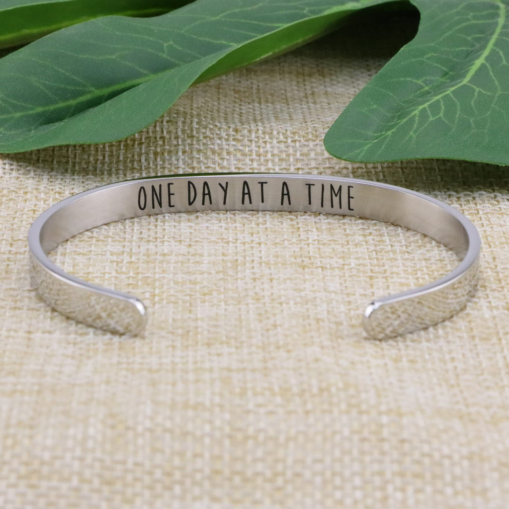 JoycuFF Birthday Christmas Gift for Women Inspirational Gifts Best Friends Friendship Cuff Bracelets for Women Classmate Coworke