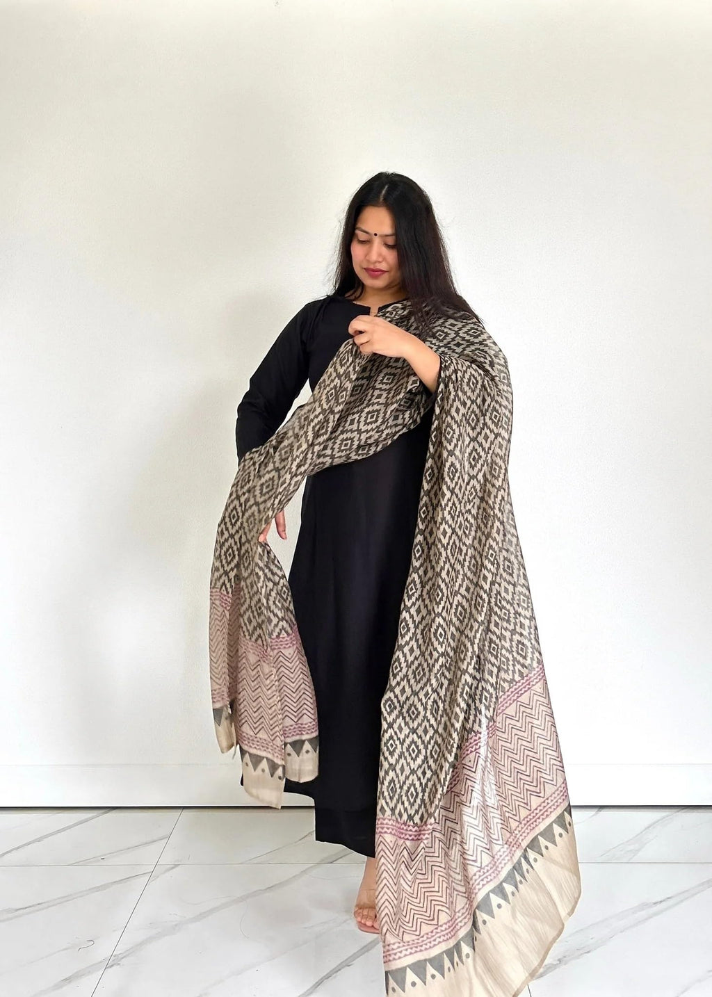 ANNI DESIGNER Womens Rayon Blend Straight Solid Kurta with Pant & Dupatta (Jamana Black_XL_Black_X-Large)
