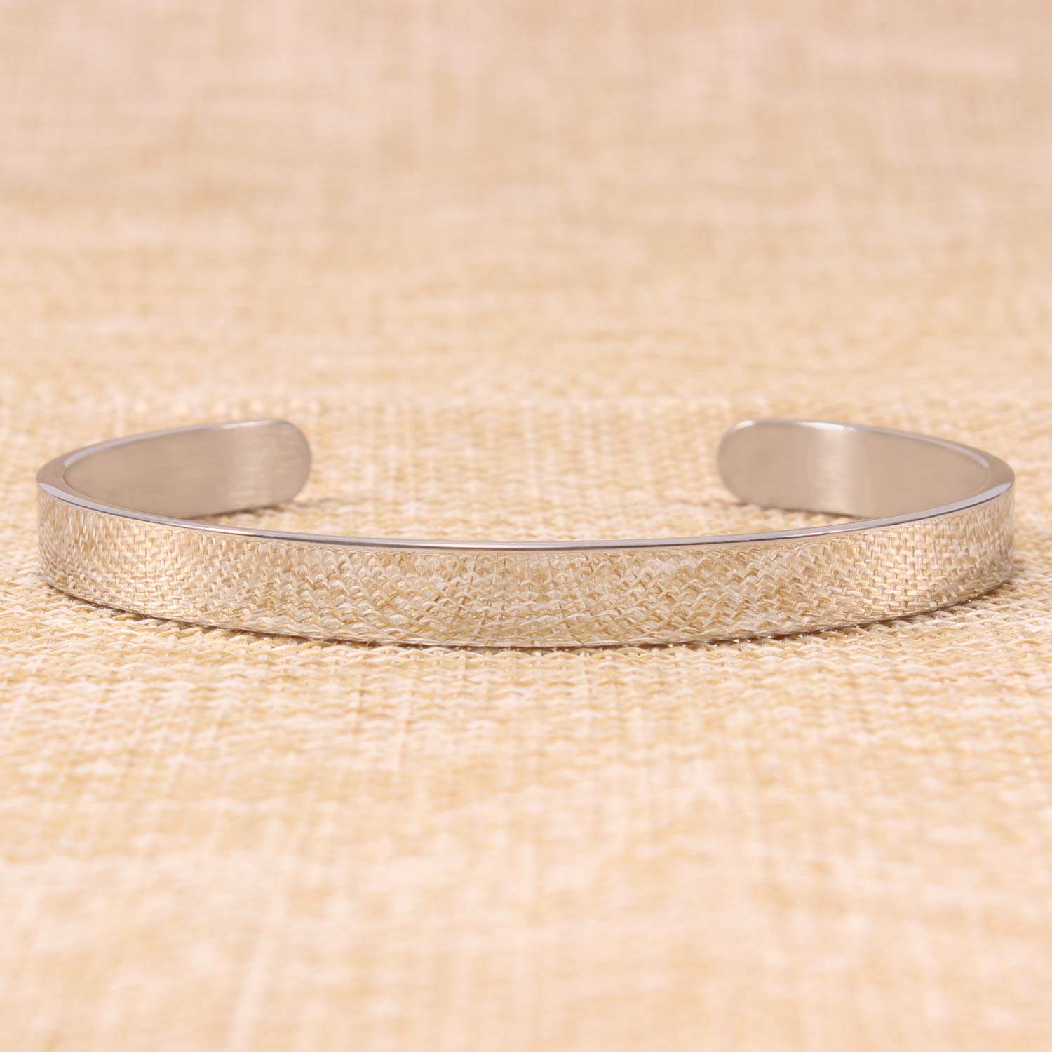 Inspirational Bracelets for Women Breast Cancer Gifts for Women Survivor Encouragement Gifts for Patient with Cancer Motivationa