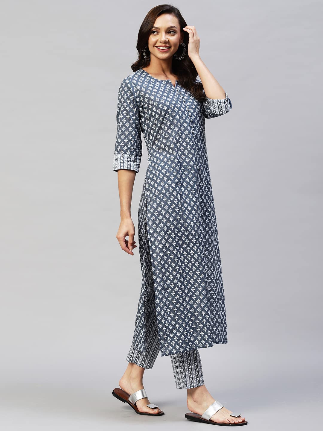 ANNI DESIGNER Womens Cotton Blend Straight Printed Kurta with Pant (Sumedha Blue_M_ Blue_Medium)
