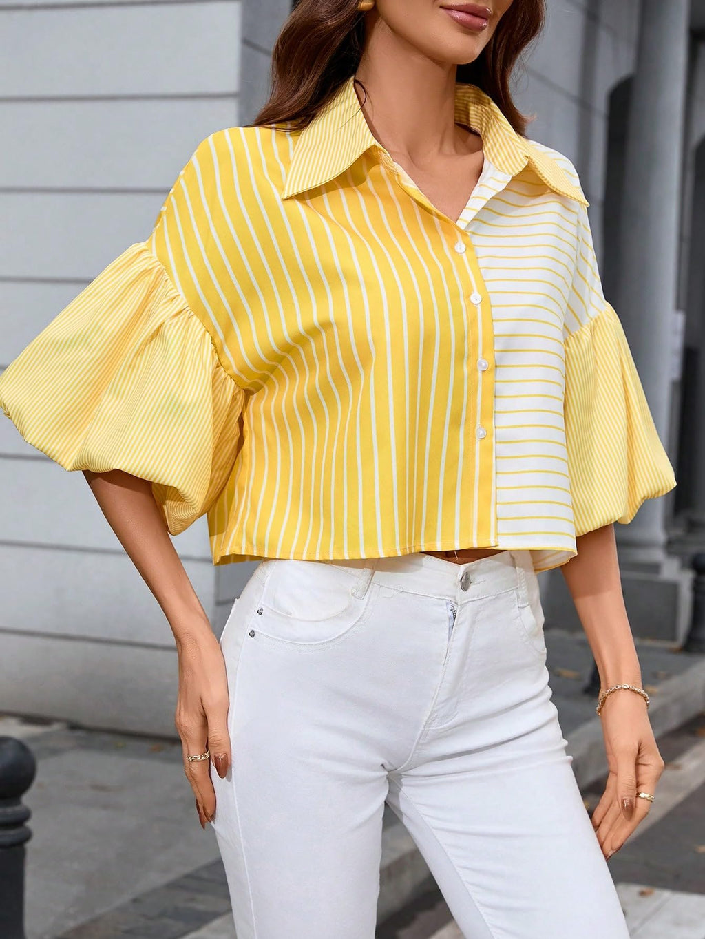 Shasmi Womens Random Striped Print Button Up Casual Shirt with Lapel Collar, Womens Fashion Striped Design Versatile Short Bat