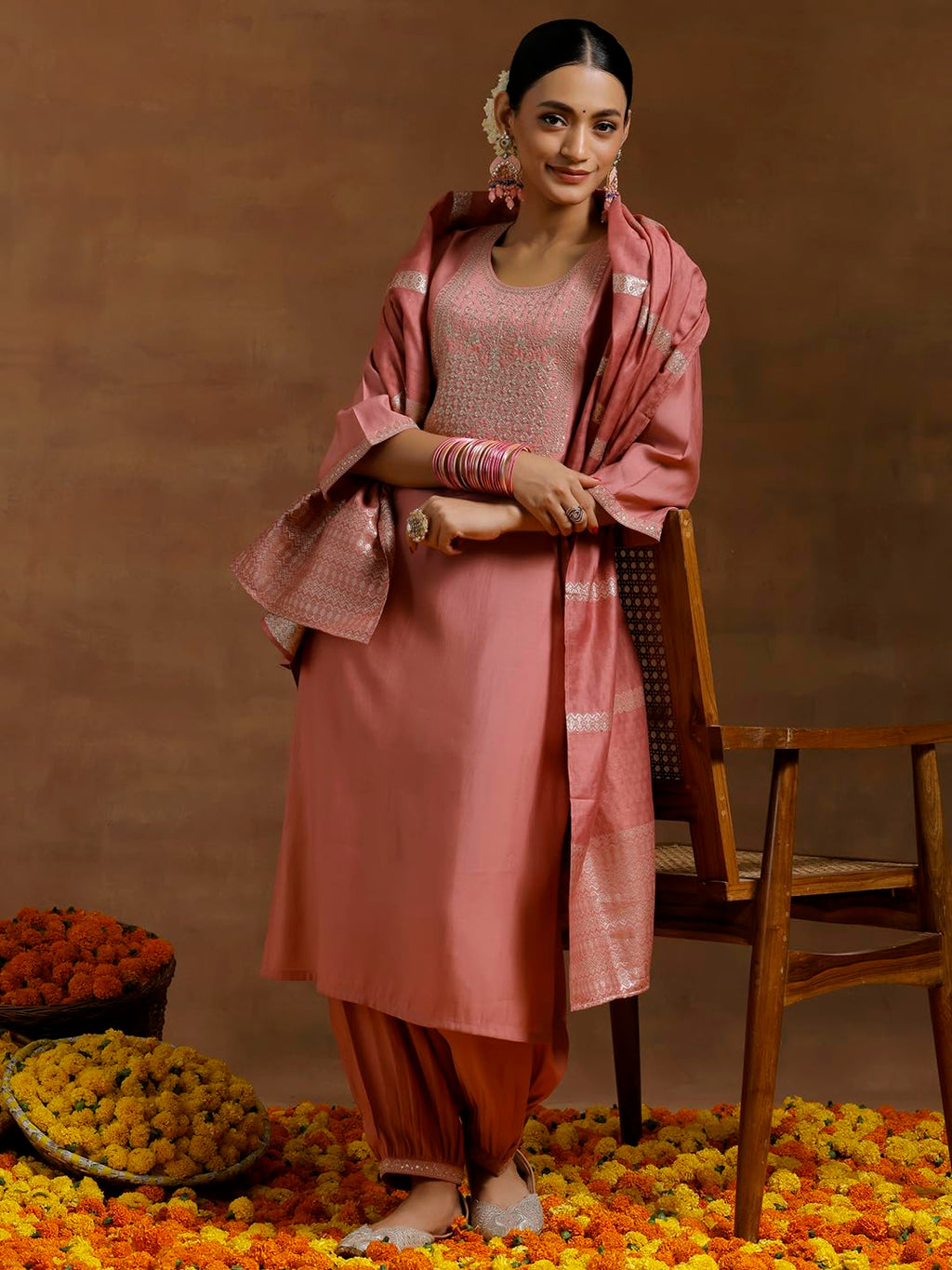 Libas WomenS Silk Blend Kurta Sets (35647_Peach