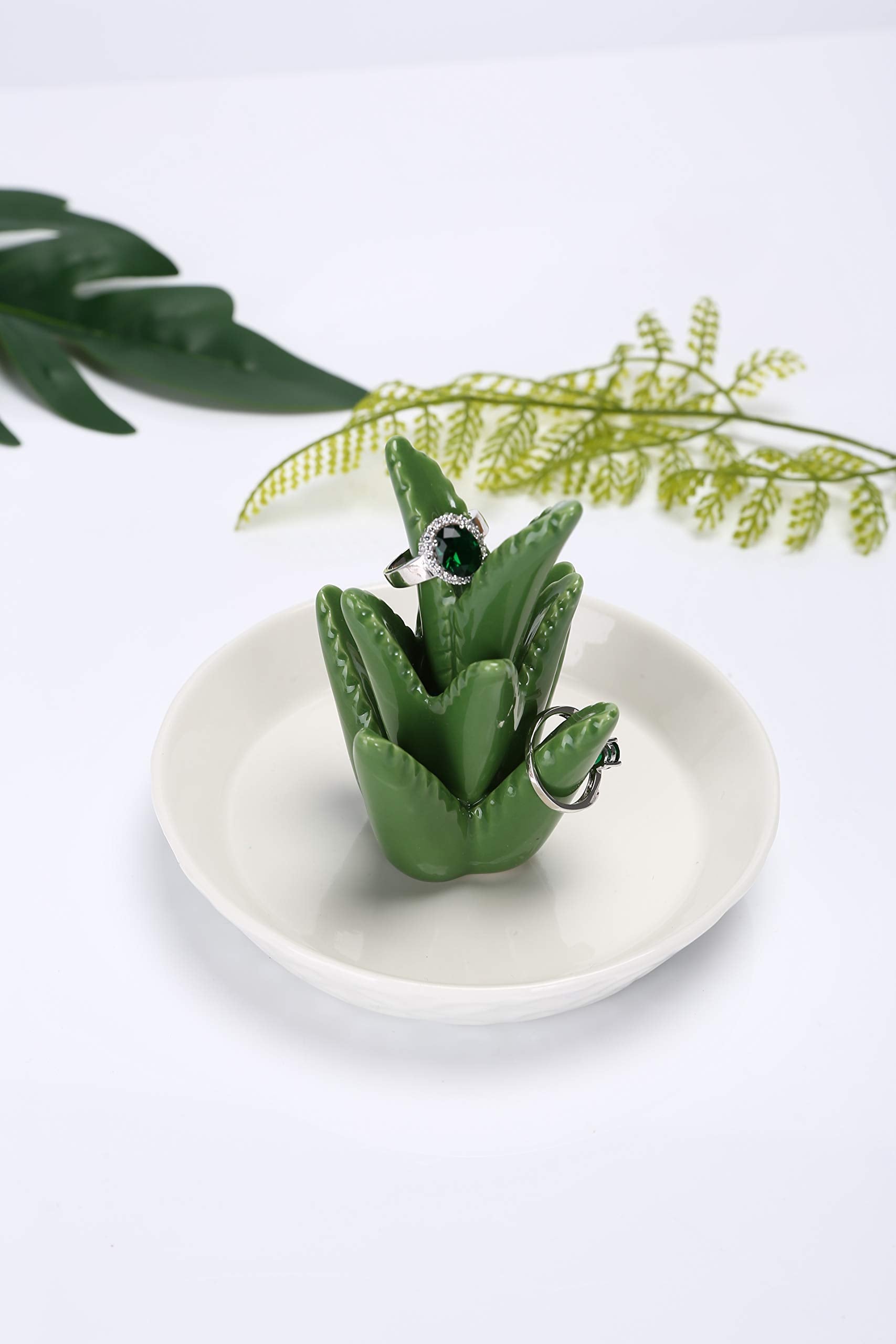 HOME SMILE Ceramic Aloe Ring Holder with Derorative White Dish Dish for Jewelry,Christmas Birthday Gifts