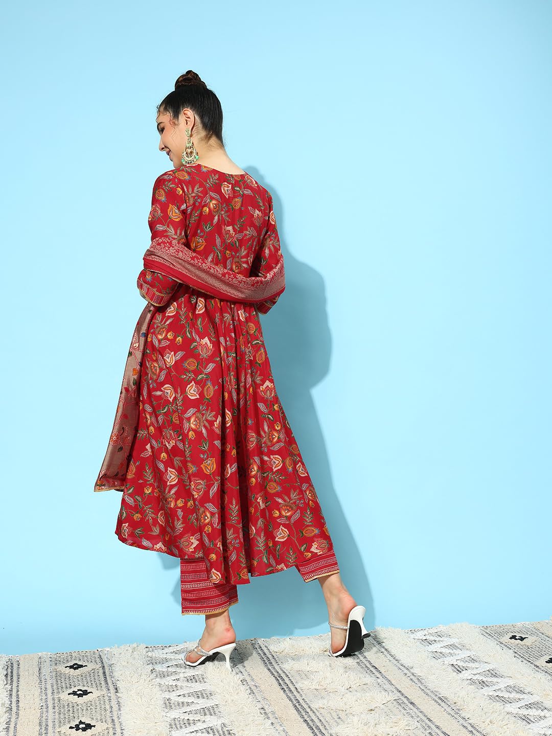 Libas WomenS Silk Blend Kurta Sets (34663_Red