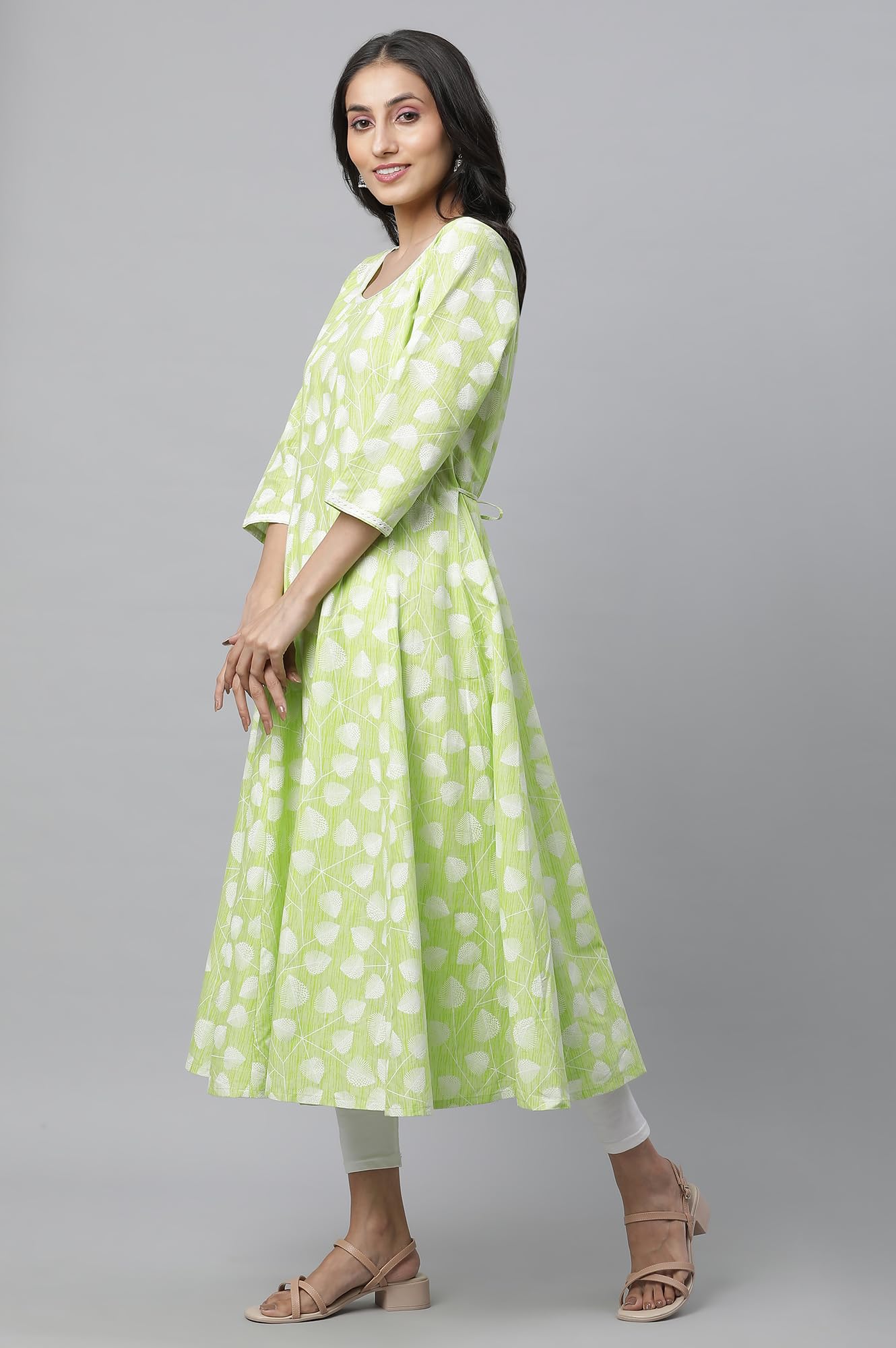 Aurelia WomenS Green Leaf Print Cotton Anarkali Kurta