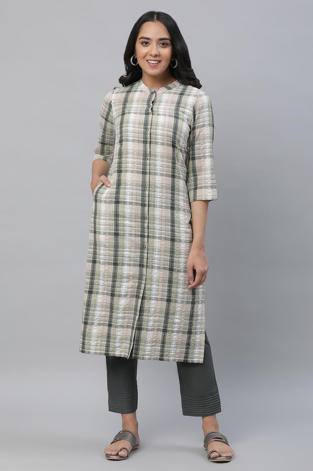 Aurelia Green Checked Cotton Regular Kurta for Women