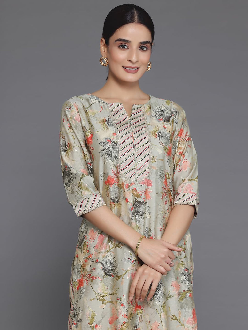 Libas Womens Silk Blend Printed Regular Fit Kurta Set
