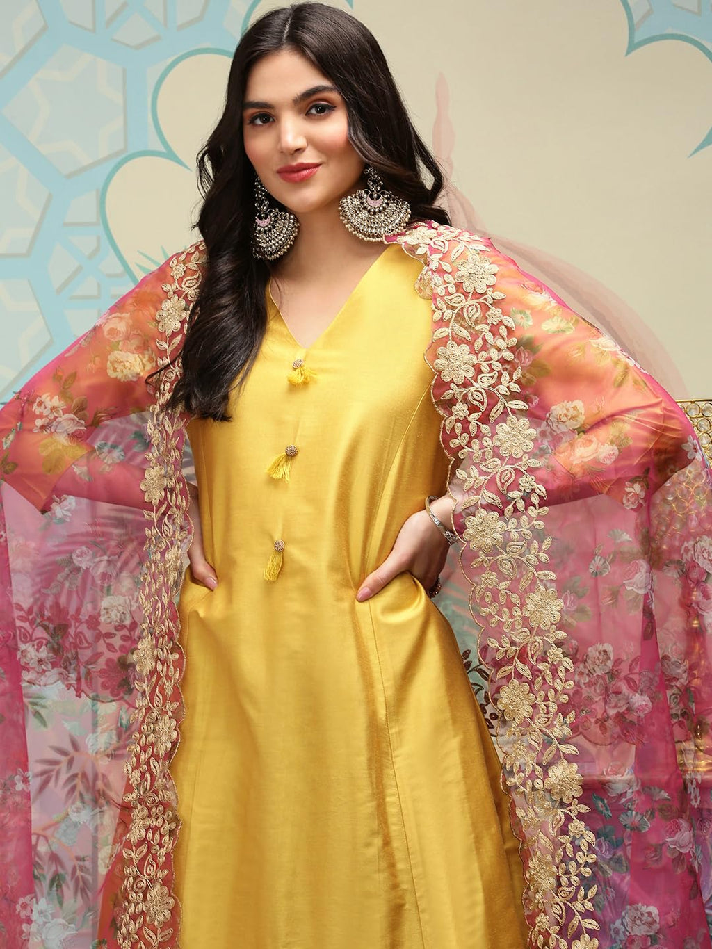 Ishin V-Neck Three-Quarter Sleeves Kurta With Trousers & With Printed Dupatta | Kurta Set For Women | Kurta With Trousers And Du