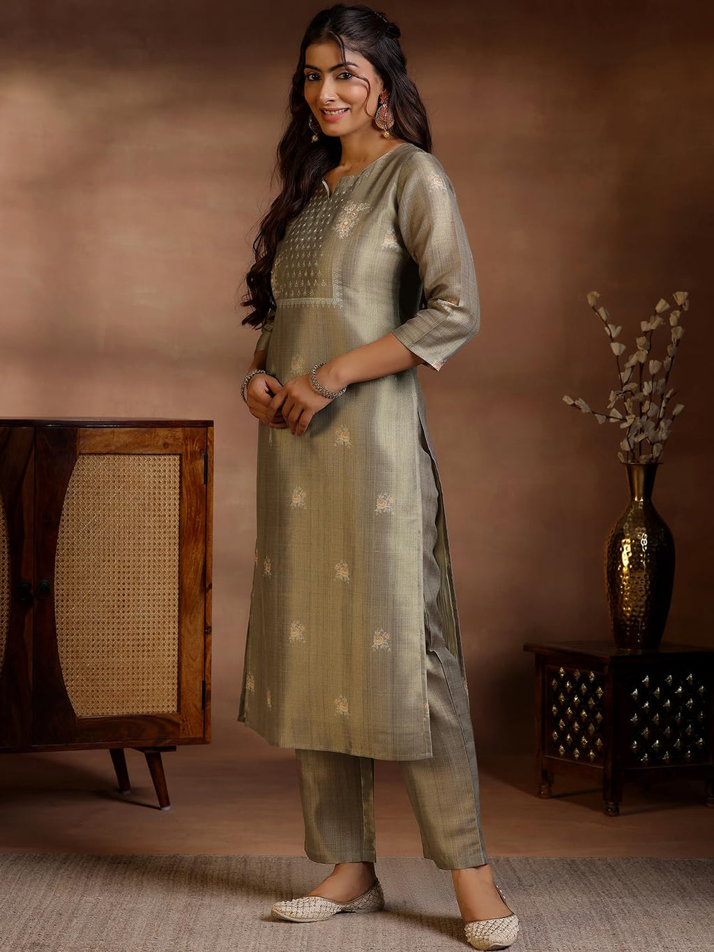 Libas WomenS Pure Silk Kurta Set (487280R