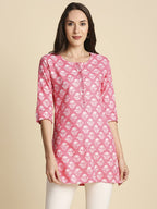 Anubhutee WomenS Rayon Printed Straight Kurti Pink