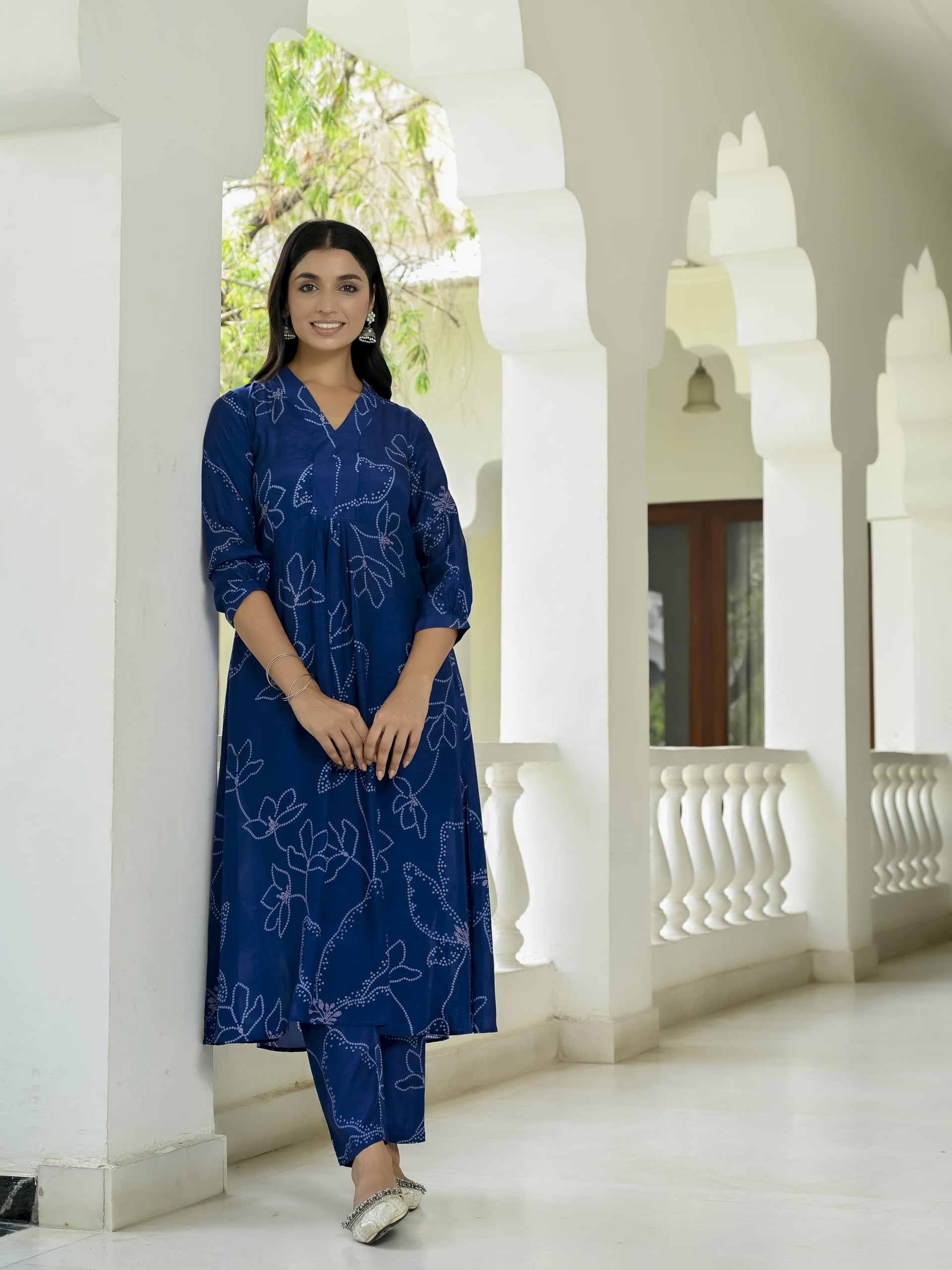 ANNI DESIGNER Women s Rayon Blend A-Line Print Kurta with Pants, Blue, L