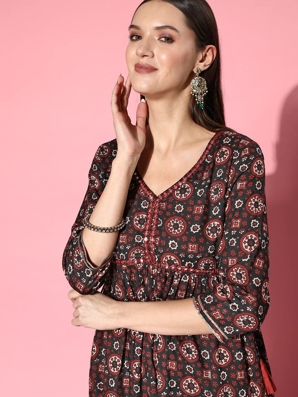 Ishin Women'S Viscose Rayon Black Ethnic Motifs Anarkali Flared Kurta