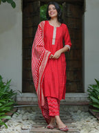 Libas WomenS Silk Blend Kurta Sets (34621_Red